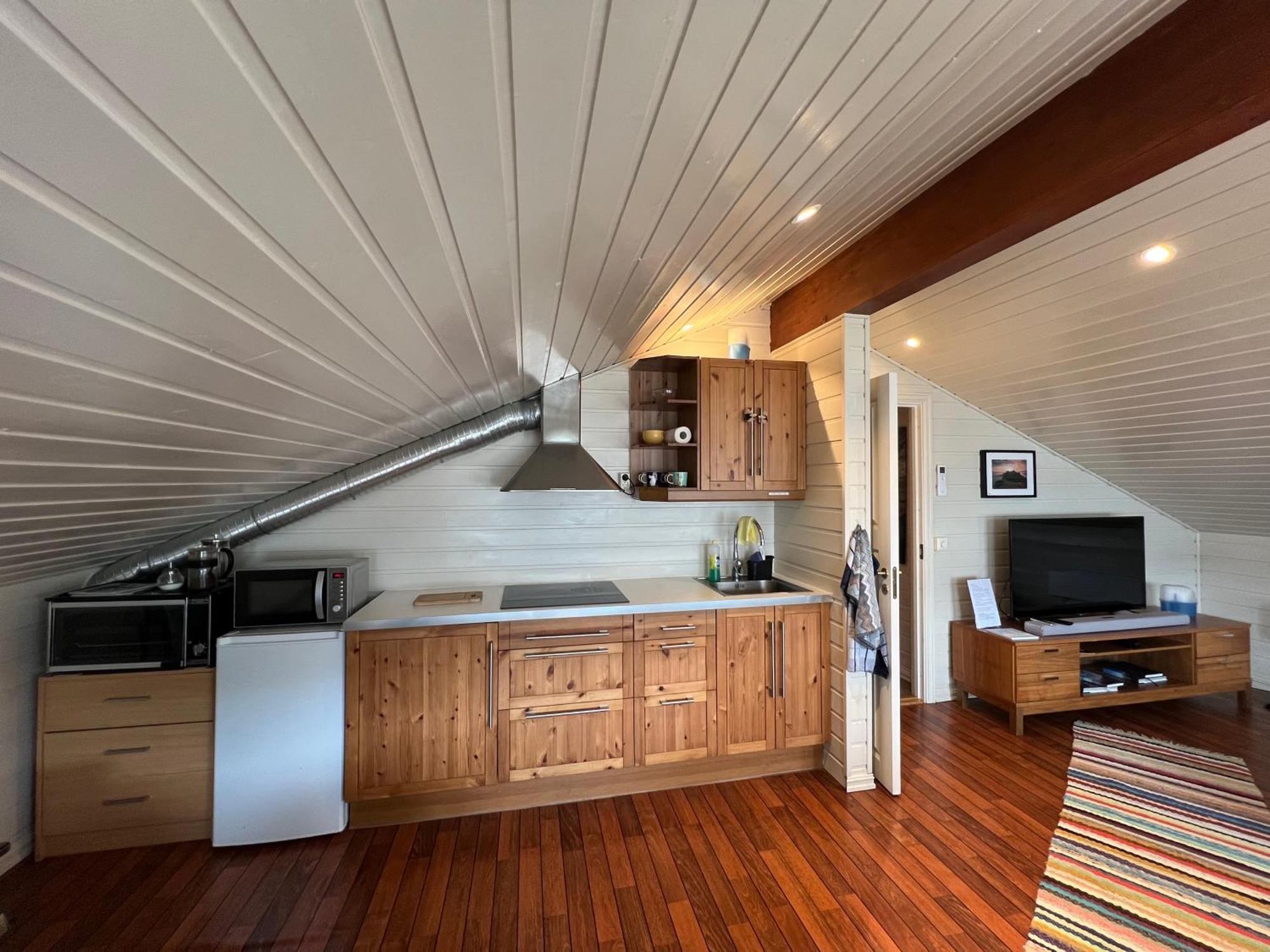 Visit Leif At Senja Apartment Gibostad Exterior photo