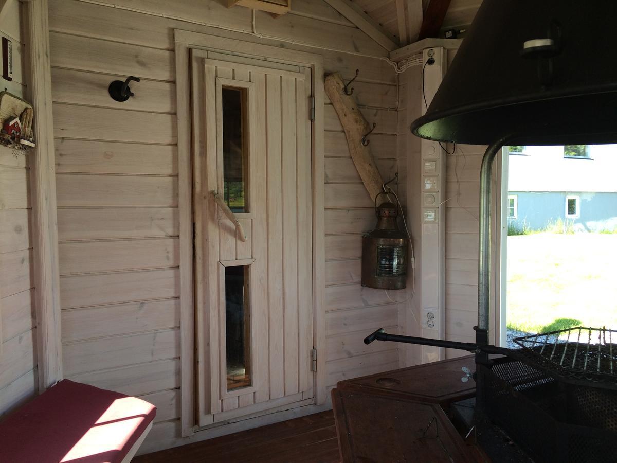 Visit Leif At Senja Apartment Gibostad Exterior photo